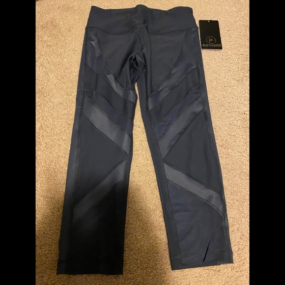 NWT 90 Degrees Workout leggings -Retail $78 - Picture 1 of 3